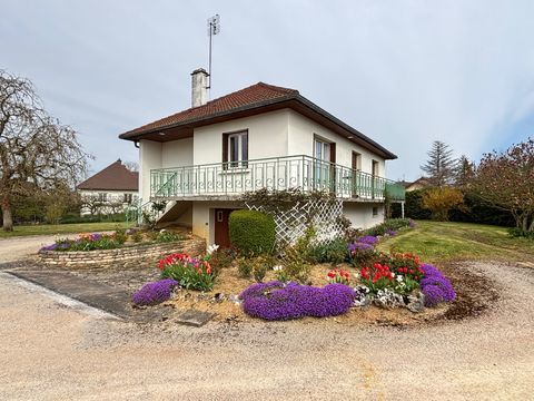   Maison de 92 m� � St Germain du Plain Maison - 5 pi�ce(s) - 92 m�