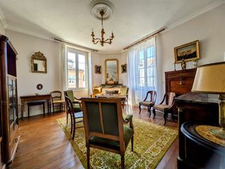  Maison � vendre 9 pi�ces 254 m�