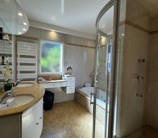  Appartement � vendre 4 pi�ces 