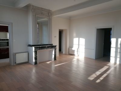 APPARTEMENT DE STANDING T3 1er ETAGE CENTRE VILLE RENOVE