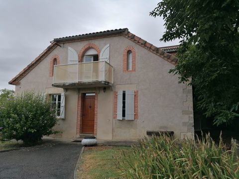   Maison T4 au calme garage jardin Maison - 4 pi�ce(s) - 97 m�