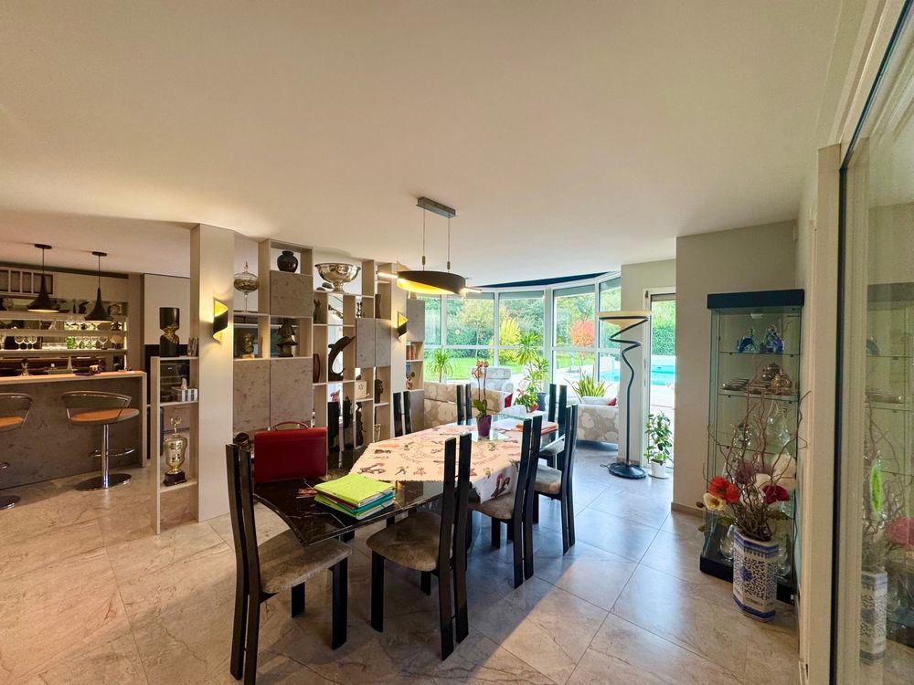 � vendre  Maison Bourg-en-Bresse (01000)