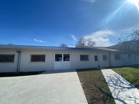 à vendre local d'activité 661500 33360 Latresne