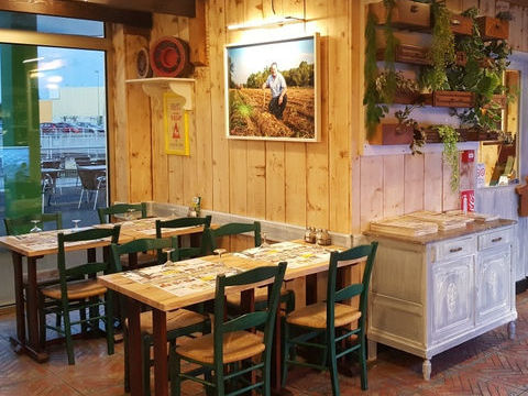 Fonds de commerce Restaurant Ambares Et Lagrave 400 m2 96300 33440 Ambares et lagrave