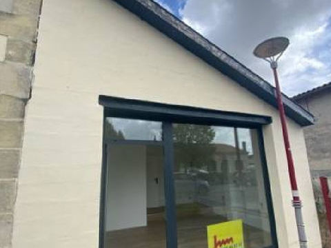 Local commercial au Taillan Médoc à louer 710 33320 Le taillan medoc