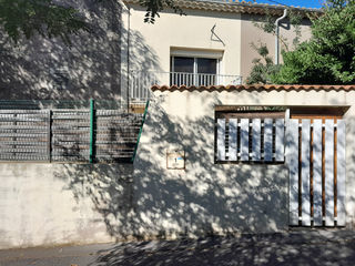  Immeuble � vendre 650 m�