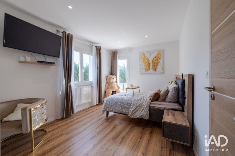 � vendre  Maison Mirefleurs (63730)