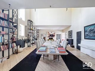  Maison � vendre 15 + pi�ces 1445 m�