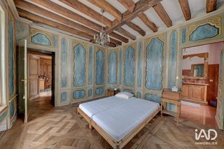  Immeuble � vendre 15 + pi�ces 573 m�