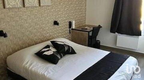 Vente H&ocirc;tel 1 200 m&sup2; 1450000 60880 Jaux