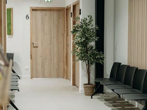 Location Local d'activit&eacute;s 10 m&sup2; 700 77170 Servon