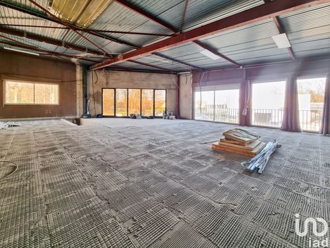 Location Bureaux 150 m&sup2; 1950 77330 Ozoir-la-ferri�re