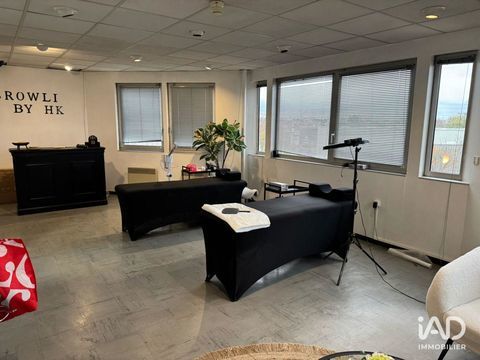 Location Bureaux 36 m&sup2; 840 78800 Houilles