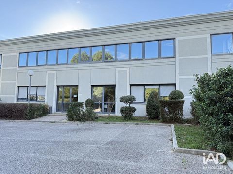 Location Local d'activit&eacute;s 210 m&sup2; 3594 83500 La seyne-sur-mer