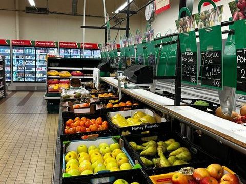 Vente Boutique/Local commercial 600 m&sup2; 120000 03100 Montlucon