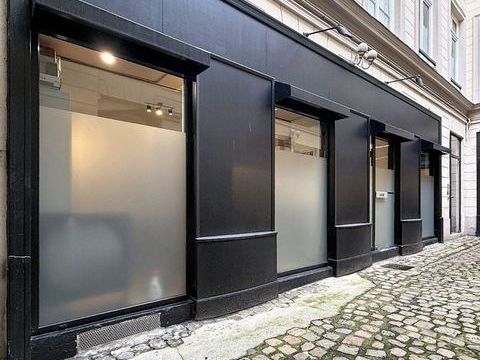 Vente Local d'activit&eacute;s 30 m&sup2; 126000 76000 Rouen