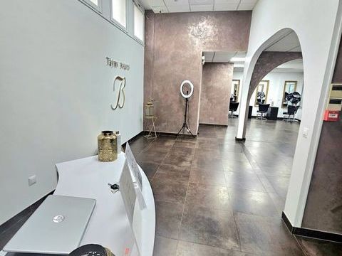 Vente Boutique/Local commercial 140 m&sup2; 59000 91000 �vry-courcouronnes