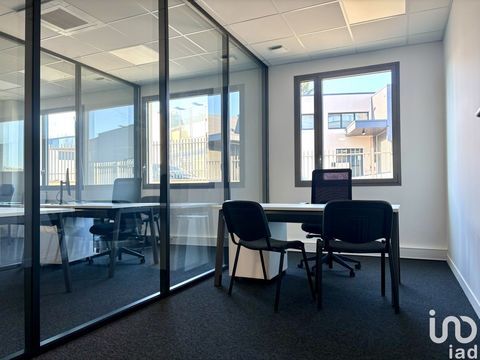 Location Bureaux 36 m&sup2; 950 69410 Champagne-au-mont-d'or