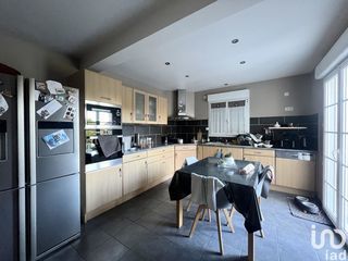  Maison � vendre 9 pi�ces 230 m�