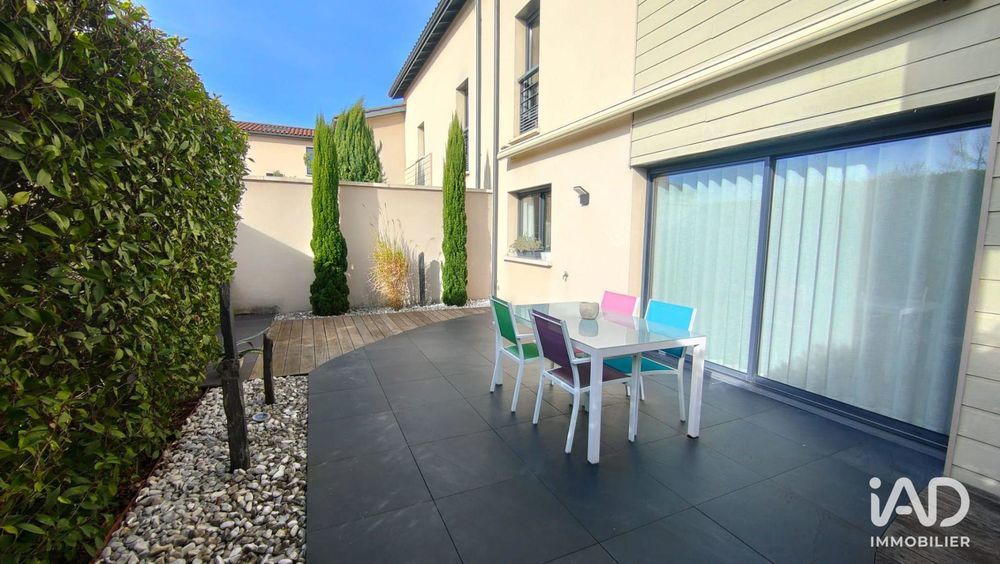 � vendre  Maison Saint-Priest (69800)