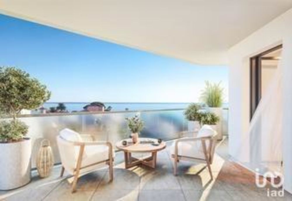 � vendre  Appartement Cagnes-sur-Mer (06800)