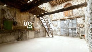  Maison � vendre 4 pi�ces 180 m�