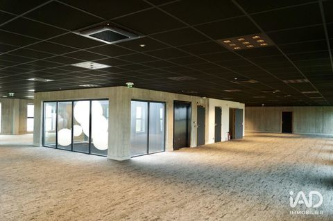 Location Bureaux 454 m&sup2; 5801 76290 Montivilliers