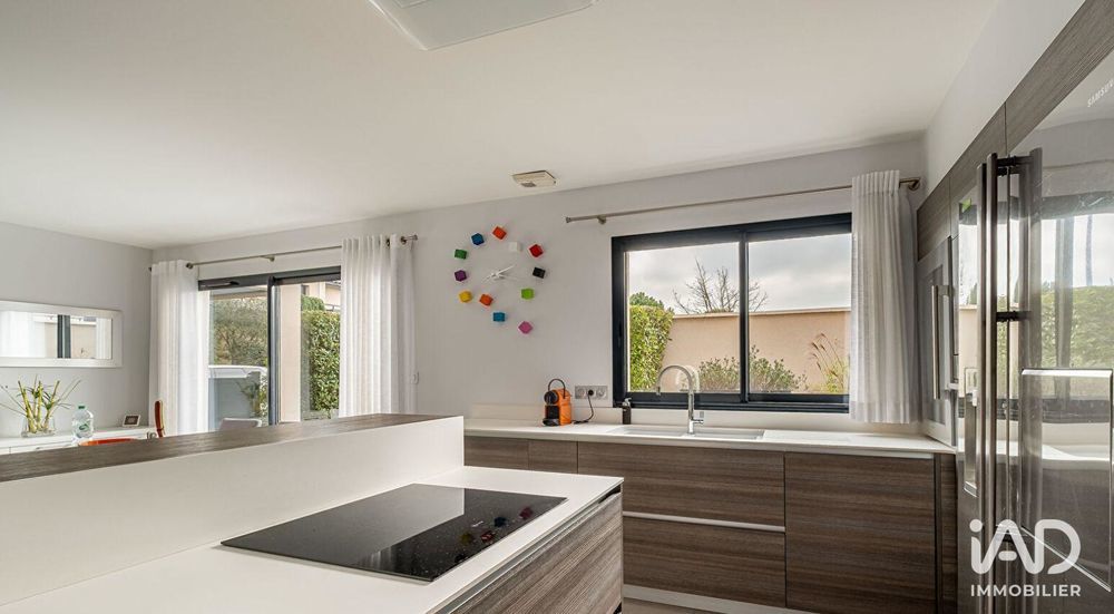 � vendre  Maison Saint-Priest (69800)