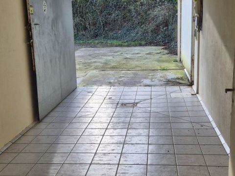 Vente Boutique/Local commercial 115 m&sup2; 47000 16170 Montign�