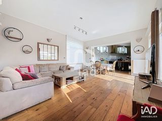  Maison � vendre 6 pi�ces 220 m�