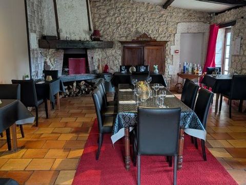 Vente H&ocirc;tel-restaurant 400 m&sup2; 127000 17360 Saint-aigulin