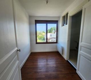  Appartement � louer 3 pi�ces 78 m�