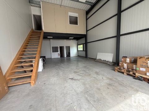 Location Hangar 131 m&sup2; 1502 33320 Eysines