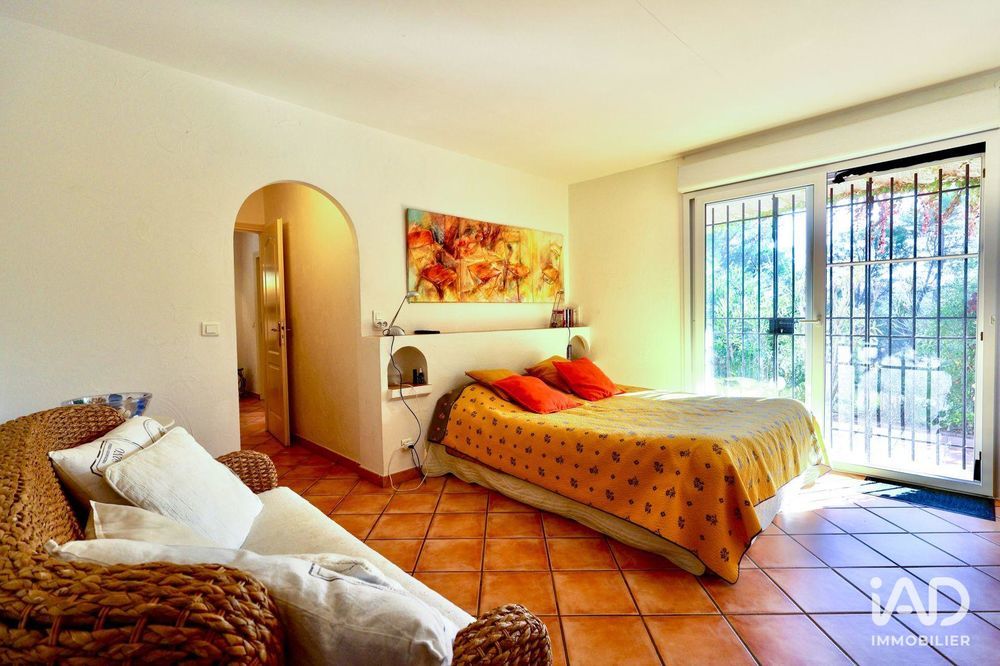 � vendre  Maison Bagnols-en-For�t (83600)