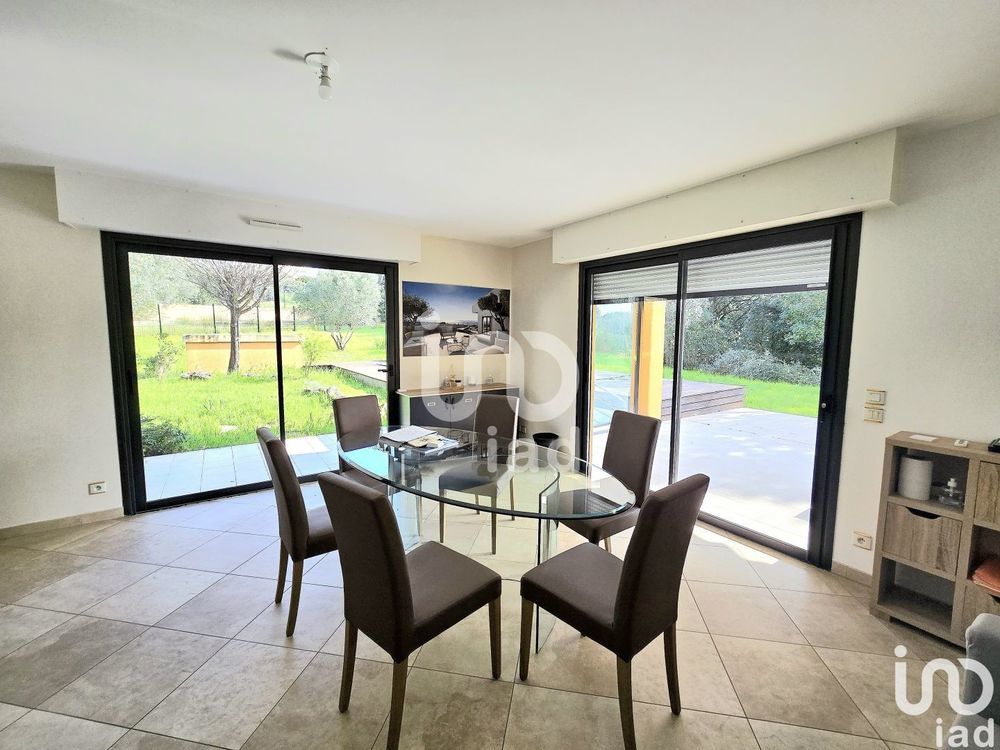 � vendre  Appartement Saint-Rapha�l (83700)