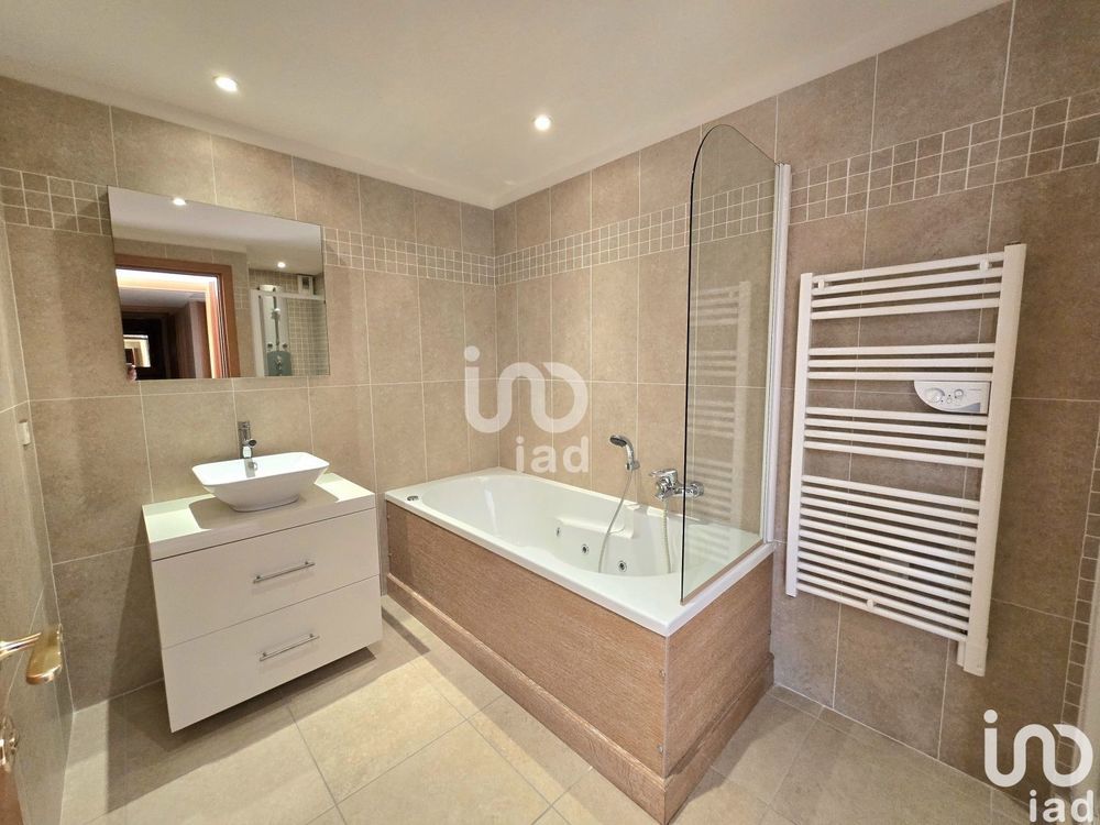 � vendre  Appartement Saint-Rapha�l (83700)