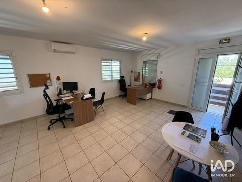 Location Boutique/Local commercial 36 m&sup2; 620 97442 Basse vall�e