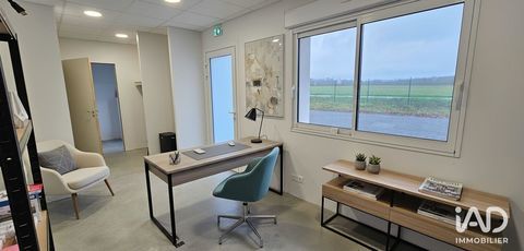 Location Bureaux 84 m&sup2; 800 44690 Maisdon-sur-s�vre