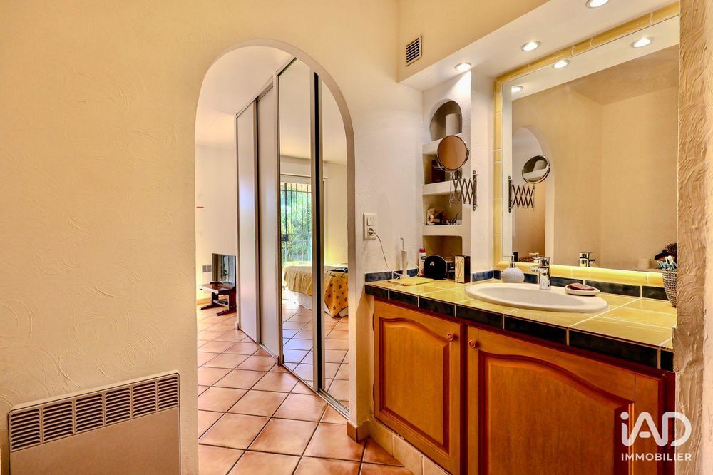 � vendre  Maison Bagnols-en-For�t (83600)