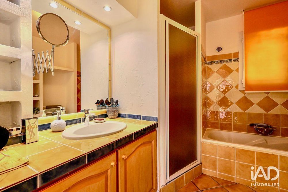 � vendre  Maison Bagnols-en-For�t (83600)