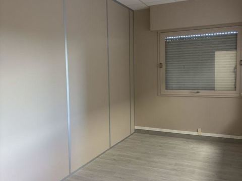 Location Boutique/Local commercial 300 m&sup2; 3948 60200 Compi�gne