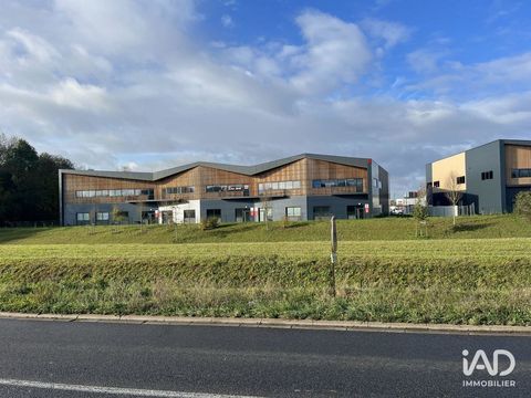 Location Local d'activités 912 m&sup2; 7980 77550 Moissy-cramayel