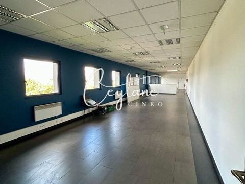 Location Bureaux 210 m&sup2; 1800 91540 Mennecy