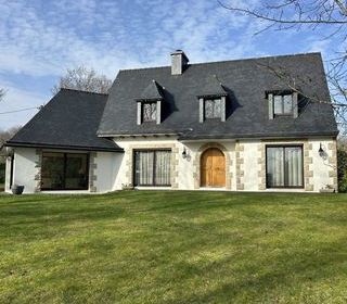  Maison � vendre 9 pi�ces 195 m�