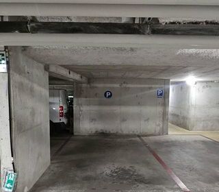  Parking / Garage � louer 12 m�