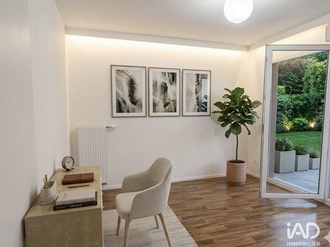 Location Bureaux 54 m&sup2; 850 78190 Trappes