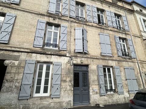 Location Boutique/Local commercial 55 m&sup2; 1110 16000 Angoulme