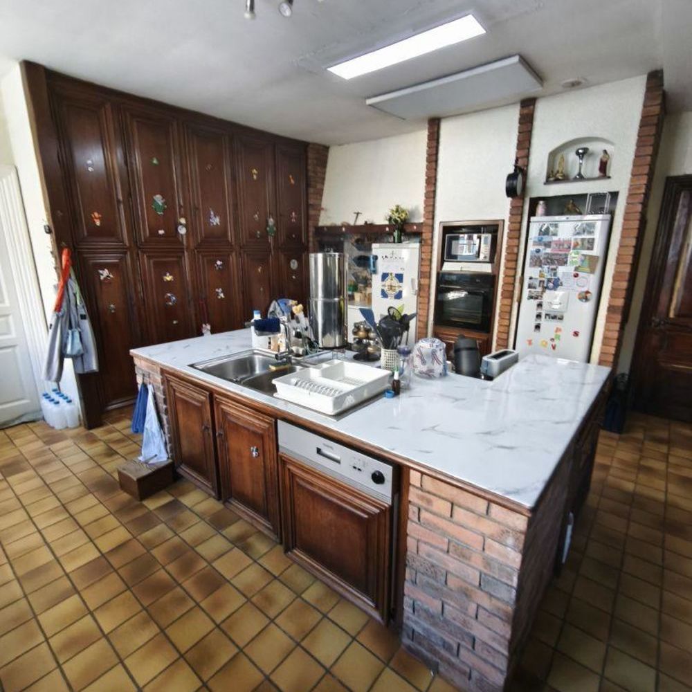 � vendre  Propri�t�/ch�teau Guingamp (22200)