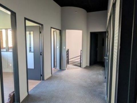 Vente Local d'activit&eacute;s 257 m&sup2; 370000 42000 Saint-�tienne