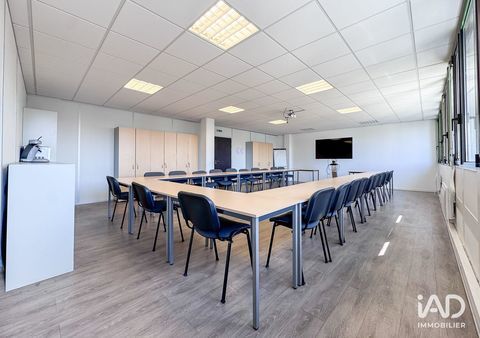 Vente Bureaux 330 m&sup2; 460000 69500 Bron